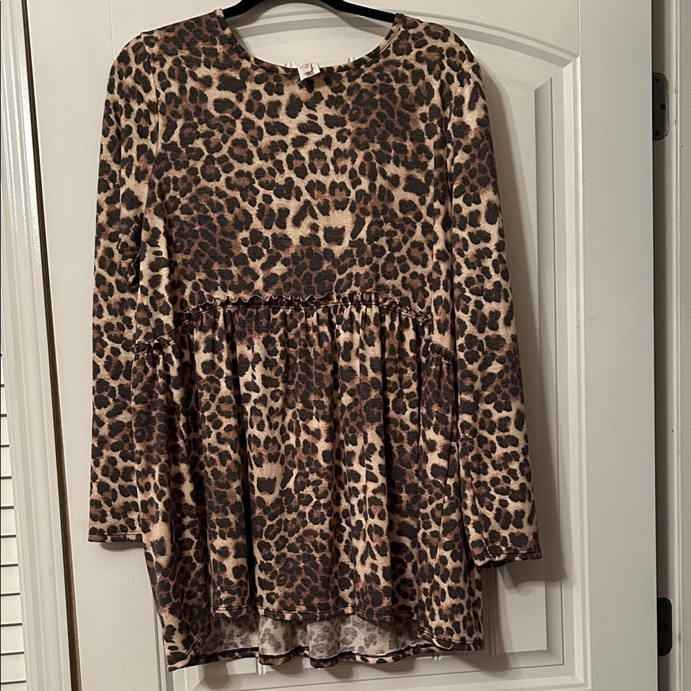 Wild Elegance Leopard Long Sleeve Top